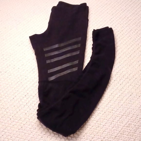 Alo Goddess Long Ruched Ribbed Leggings | Small - Picture 7 of 8